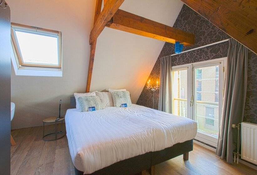 スタンダードトリプルルーム, Kings Inn City Hostel