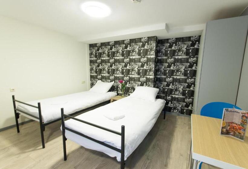 Chambre Standard, Kings Inn City Hostel