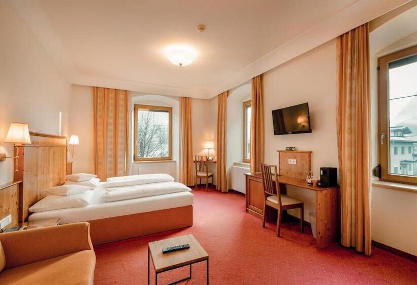 スーペリアールーム, Gasthof Hotel Post