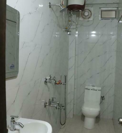豪华房间, The Hotel Millennium