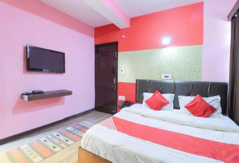 Quarto Triplo Clássico, Oyo Mnl739 Manali Villa