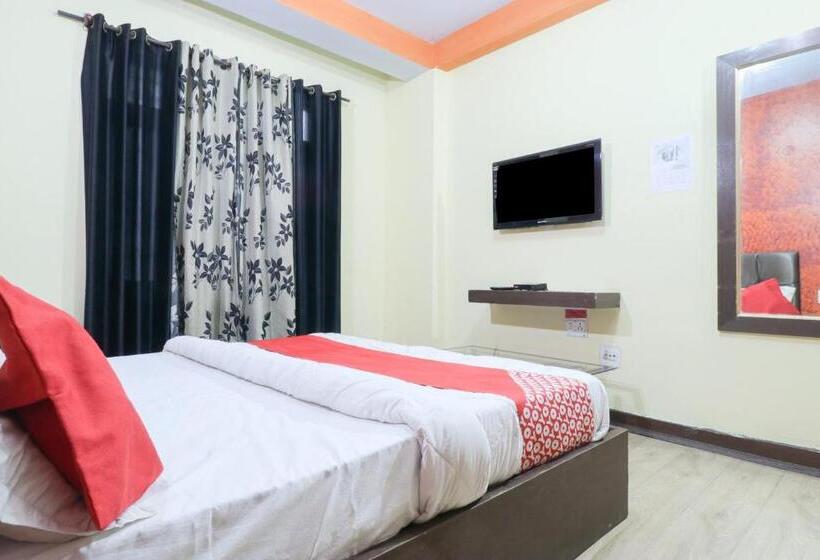 Quarto Triplo Clássico, Oyo Mnl739 Manali Villa