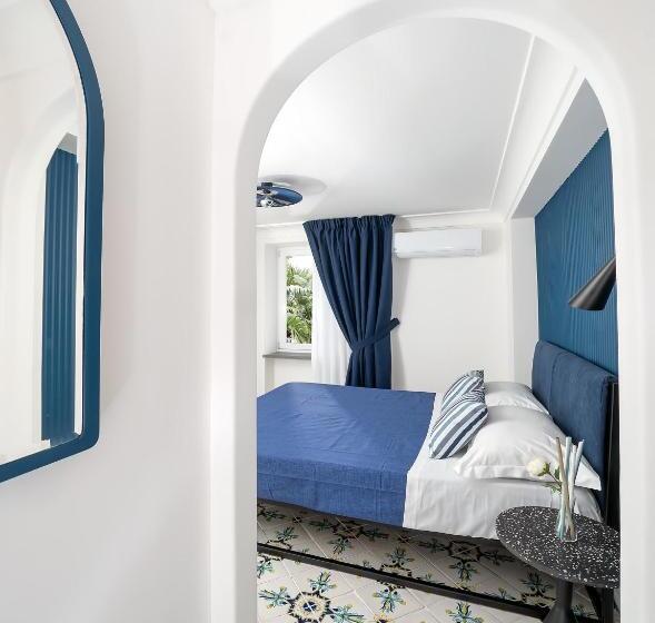 اتاق استاندارد با تخت بزرگ, Capri Blue Luxury Villa Le Tre Monelle