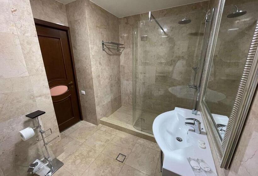 Номер Deluxe, Vila Regal Mamaia