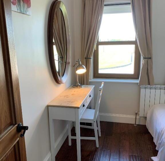 اتاق لوکس خانوادگی, Wild Atlantic Breeze Guesthouse