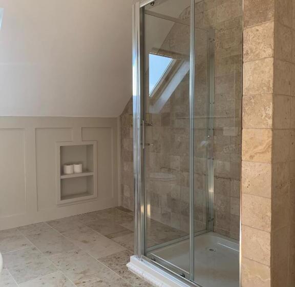 اتاق لوکس, Wild Atlantic Breeze Guesthouse