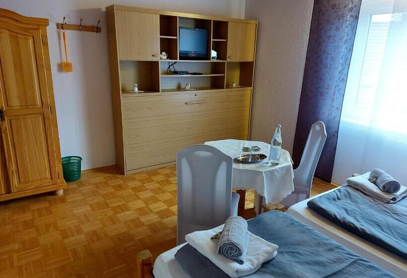 Номер Стандарт Трехместный, & Pension Haus Dewenter