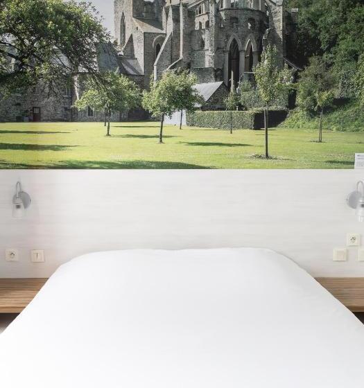 Номер Комфорт, Brit Hotel Confort Saint Lô