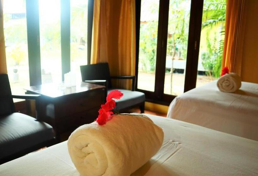 ガーデンビューのスタンダードバンガロー, Koh Yao Noi Beach Resort