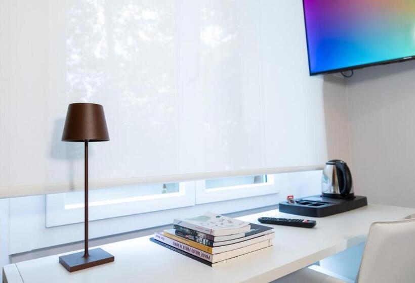 اتاق استاندارد, Flaminia354   B&b