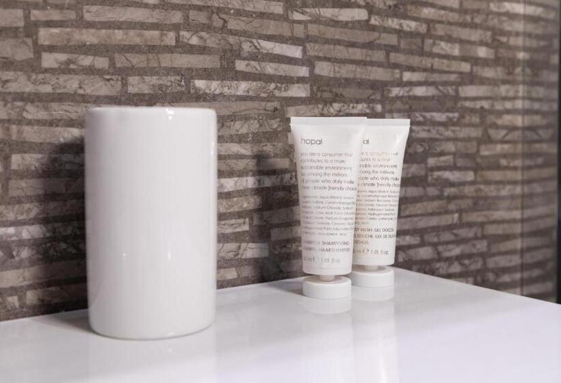 اتاق استاندارد با بالکن, Flaminia354   B&b