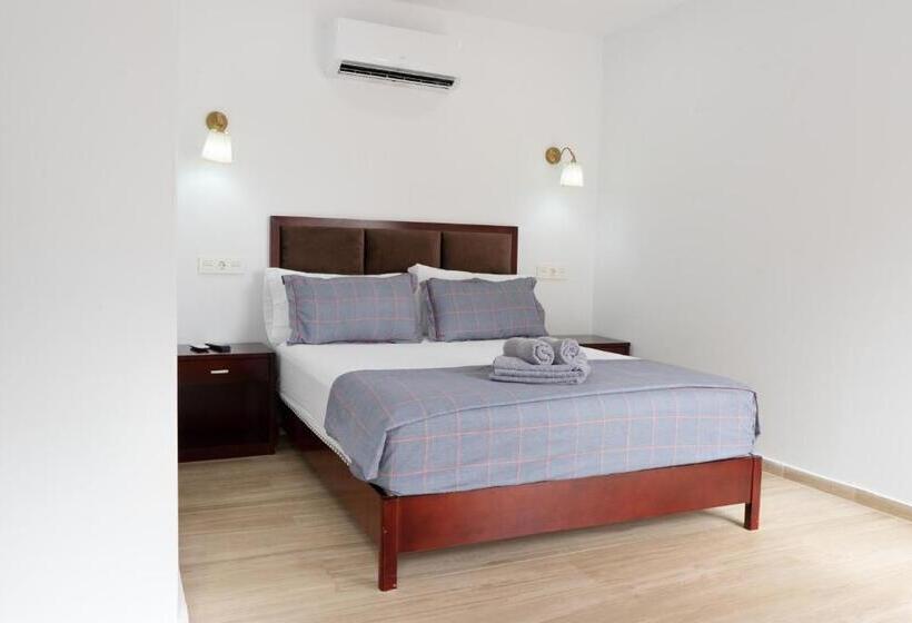 Номер Стандарт, Villa Costa Marbella