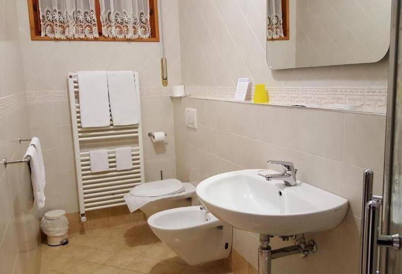 اتاق استاندارد, B&b Ensileva Beach