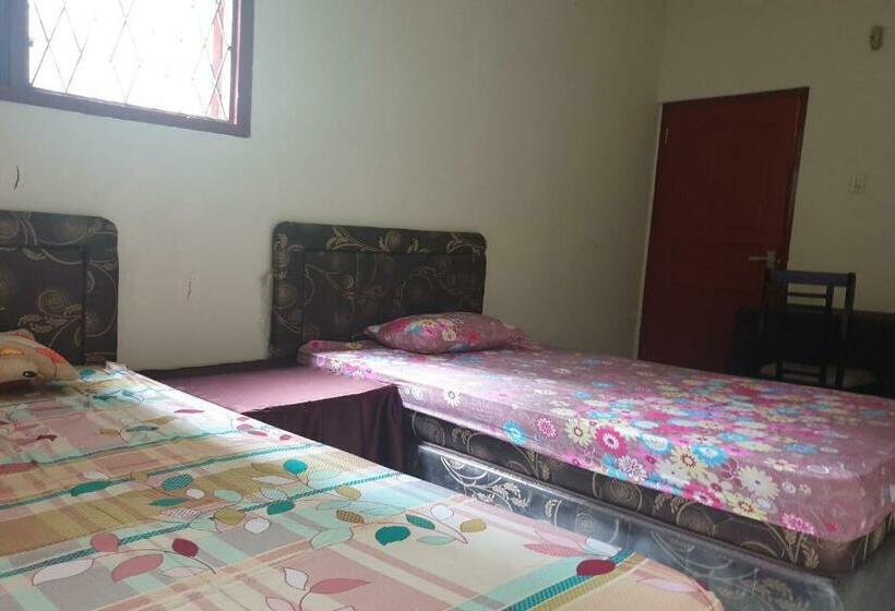 디럭스 룸, Oyo Life 2604 Elicia Kost