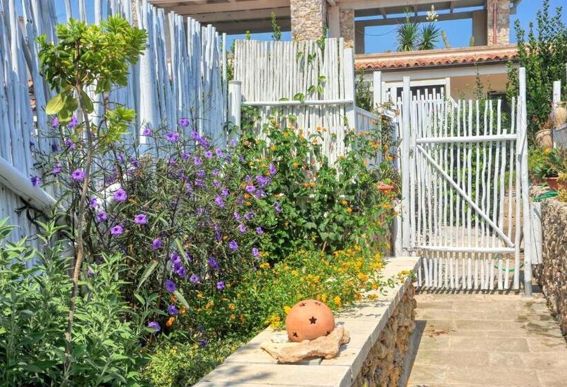 آپارتمان 1 خوابه همکف, Residence Villa Grotta Monaca