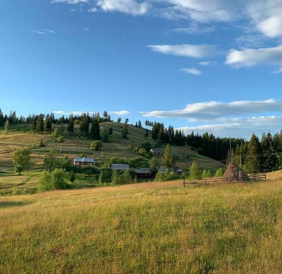 آپارتمان 1 خوابه با چشم‌انداز, котеджі грань