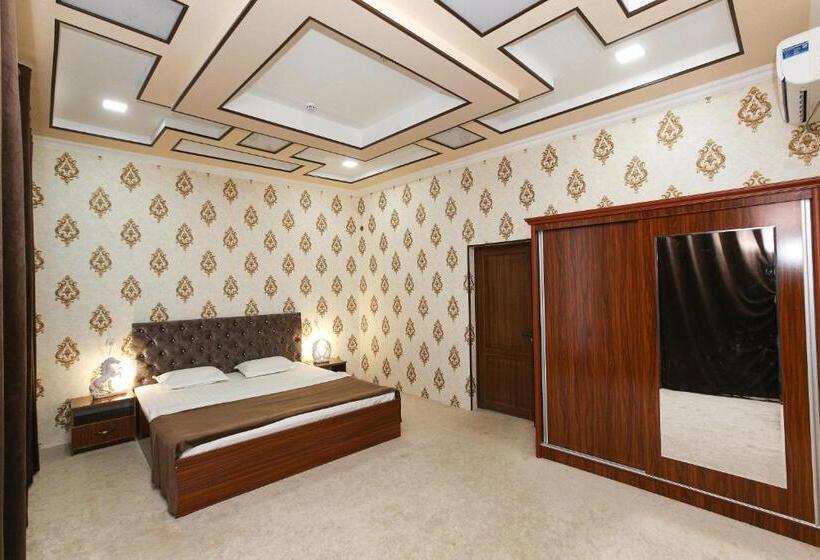 سوئیت با تخت بزرگ, Dream Plaza