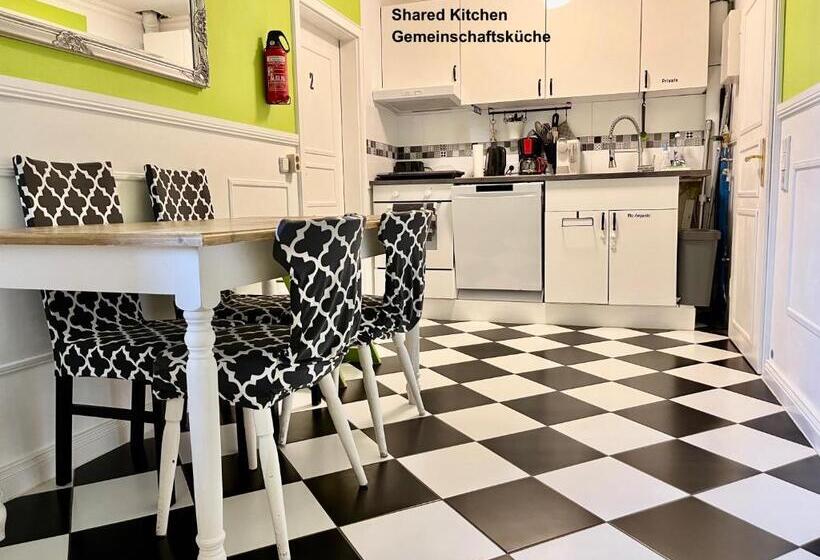 Номер Комфорт, Villa Orchard Frankfurt