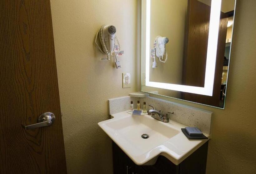 Номер Стандарт, Hawthorn Extended Stay By Wyndham Saint Robert