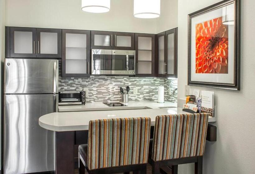 适合残疾人士使用的套间, Staybridge Suites North Jacksonville, An Ihg