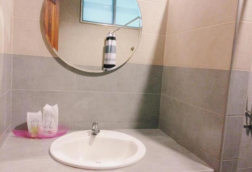 Номер Стандарт, Maehaad Garden Inn