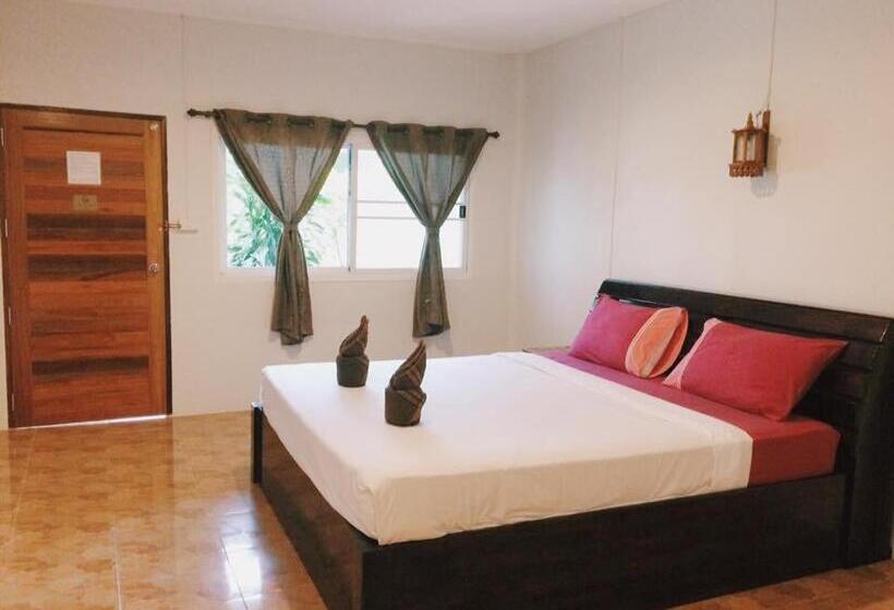 Стандартный Номер Кровать Кинг, Maehaad Garden Inn