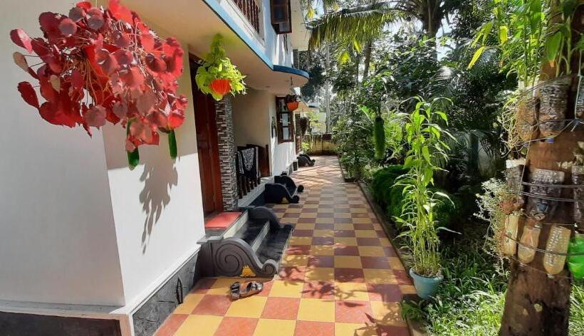 آپارتمان 1 خوابه همکف, Blue Sophy Residency