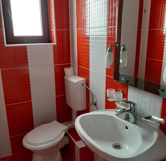 Апартаменты 1 Спальня, Vila Dolly