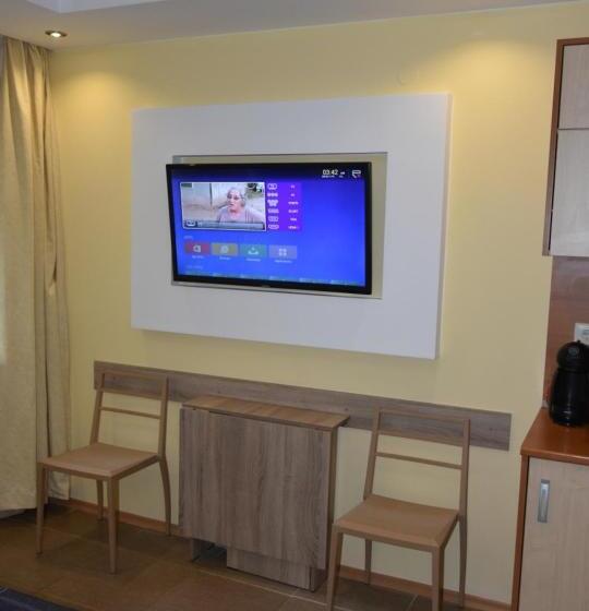 استودیوی استاندارد, Studio Villa Park Premium