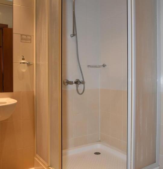 استودیوی استاندارد, Studio Villa Park Premium