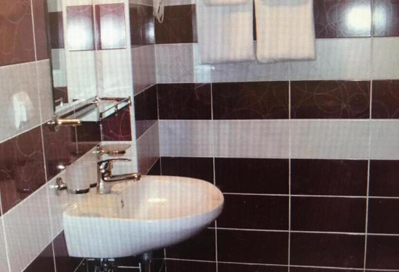 Апартаменты 1 Спальня с Видом, Grand Monastery Apart