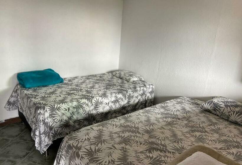 Номер Стандарт Индивидуальный, Hostal Hollywood Inn Ii