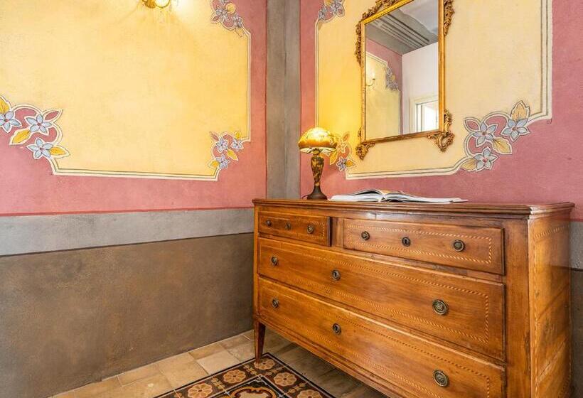Номер Deluxe, Palazzo Cherchi