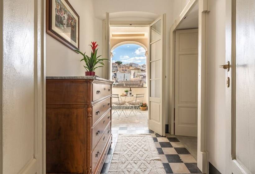 اتاق استاندارد, Palazzo Cherchi