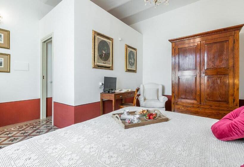 Deluxe Room Mountain View, Palazzo Cherchi