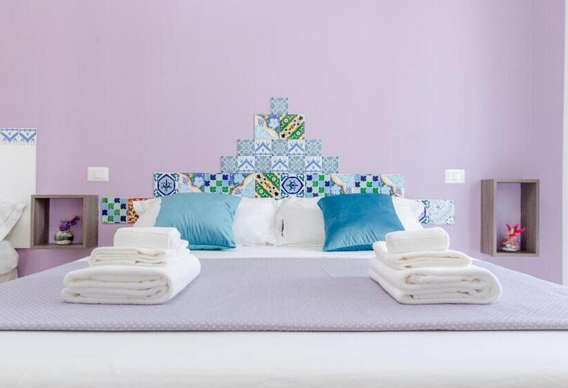 اتاق استاندارد سه تخته با بالکن, Sterlizia Rooms