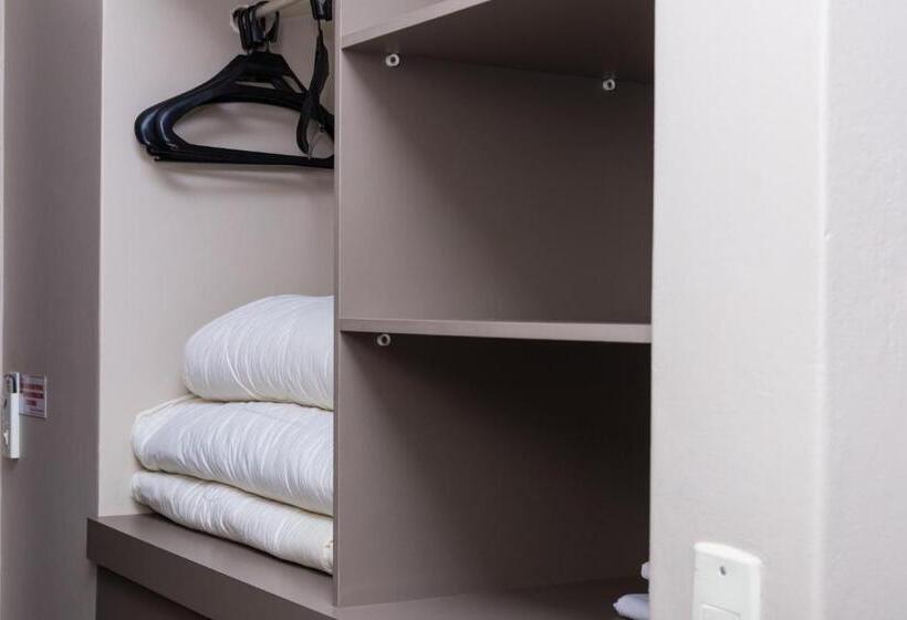 Трехместный Номер Deluxe, Astória