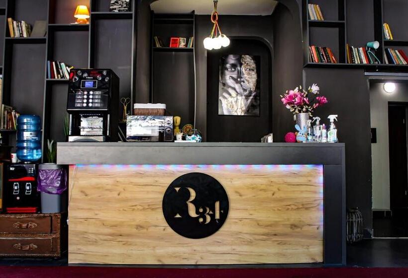 استودیوی لوکس, R34 Boutique Guest House
