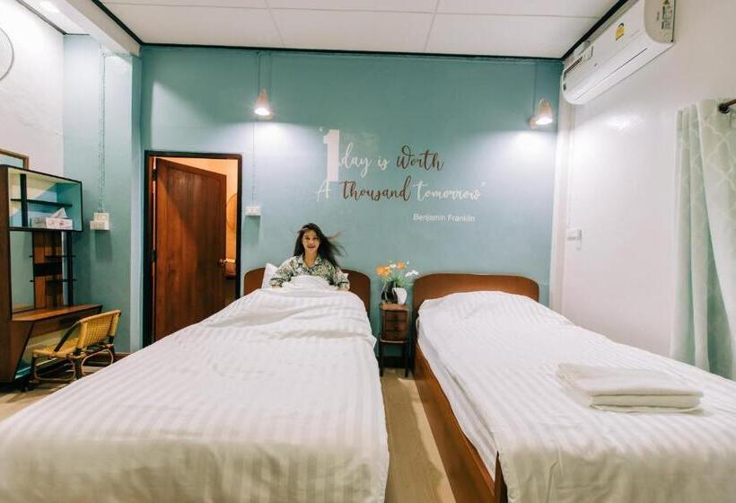 اتاق استاندارد با چشم‌انداز باغ, Banya Bnb ที่พักบ้านย่าบีแอนด์บี เมืองประจวบฯ