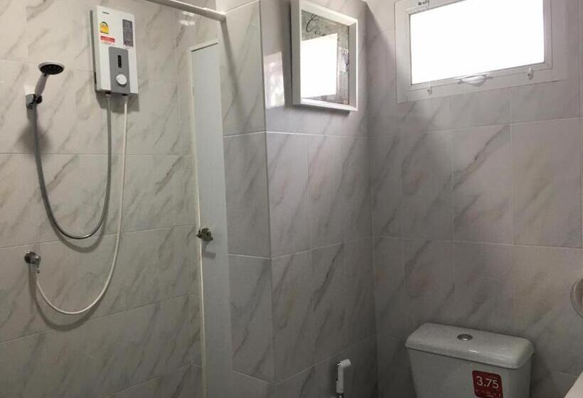 اتاق خانوادگی, Banya Bnb ที่พักบ้านย่าบีแอนด์บี เมืองประจวบฯ