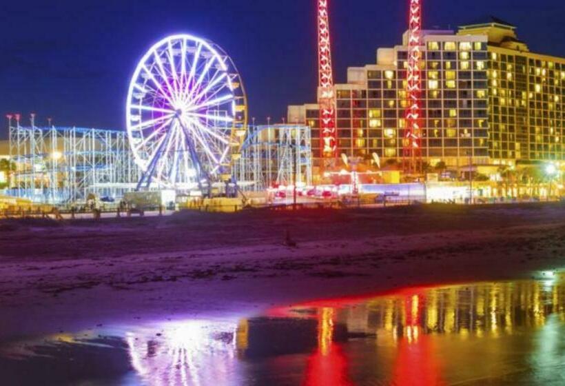 استودیو استاندارد با بالکن, Daytona Condo With Beautiful Ocean And City View