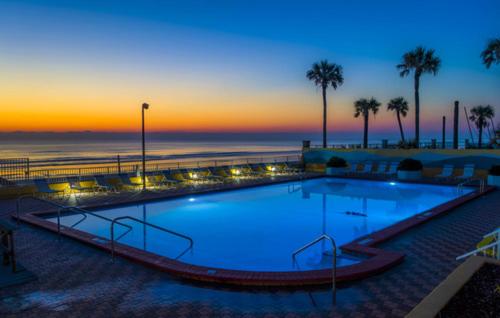 استودیو استاندارد با بالکن, Daytona Condo With Beautiful Ocean And City View