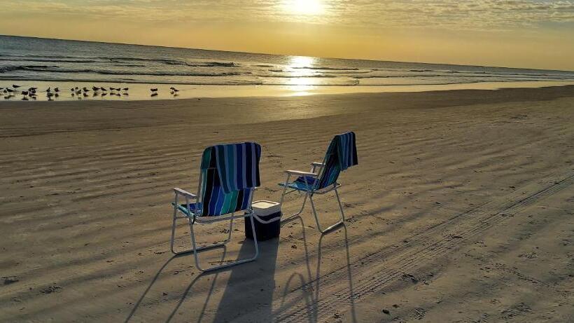 استودیو استاندارد با بالکن, Daytona Condo With Beautiful Ocean And City View