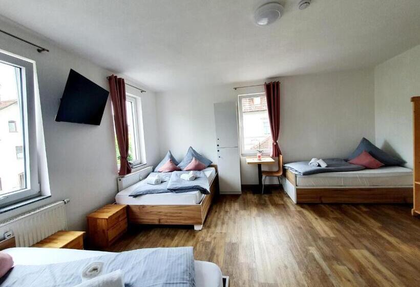 Трехместный Номер Стандарт Совместная Ванная, My Hostel Füssen