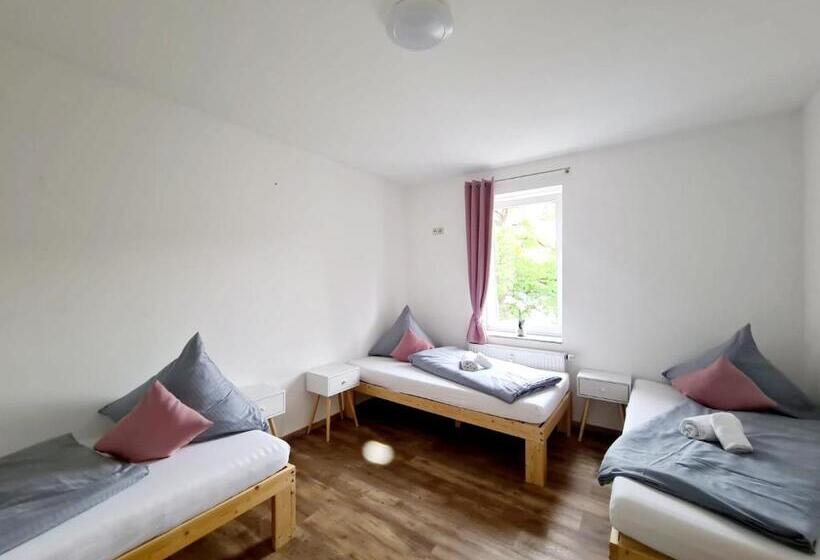 Трехместный Номер Стандарт Совместная Ванная, My Hostel Füssen