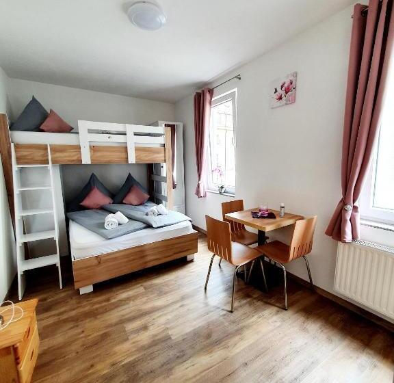 Семейный Номер Совместный Санузел, My Hostel Füssen