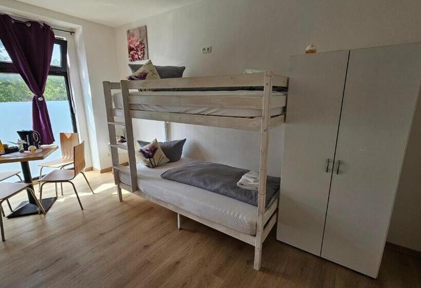 Четырехместный Номер Стандарт, My Hostel Füssen