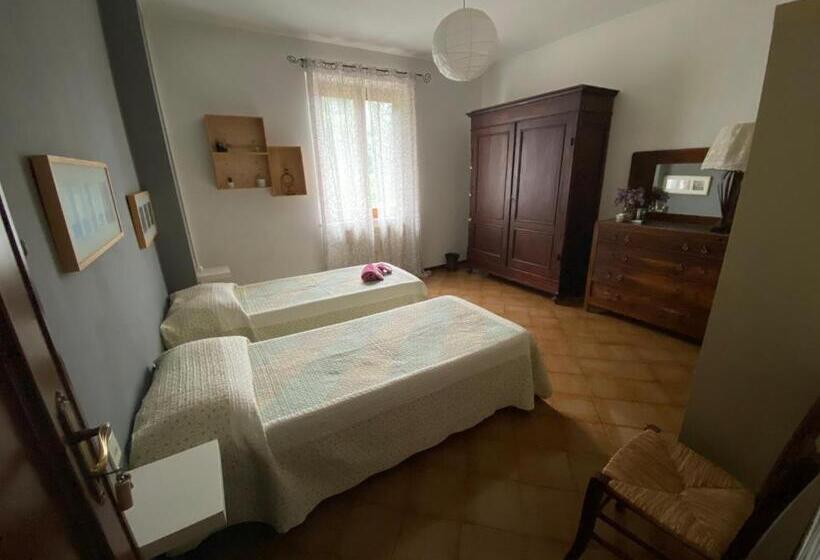 Номер Стандарт Совместная Ванная, Casa Degli Eroi