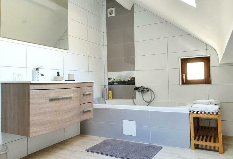 Номер Стандарт, Les étangs Du Thioux Guest House