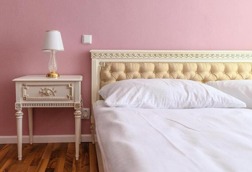 Номер Deluxe, Penzion Florián Telč